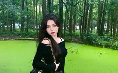 坐着震动器写作业WRITE AS